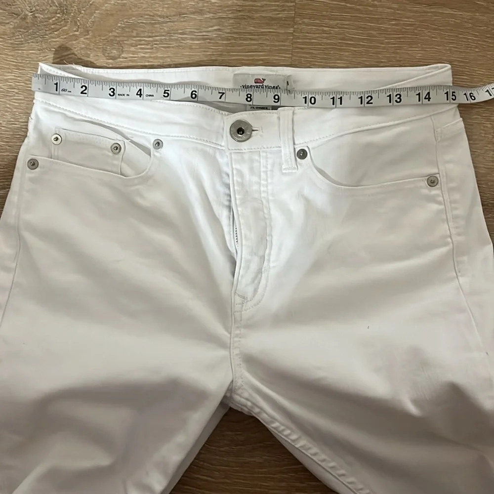 Vineyard Vines High Rise Skinny White Denim(106) - Picture 5 of 8